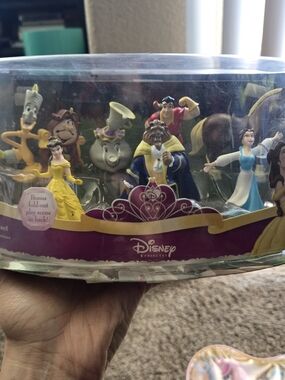 Disney Beauty And The Beast Figurine Playset
